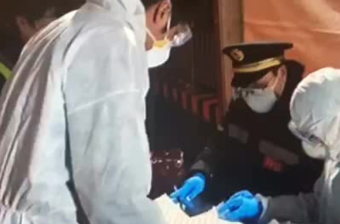 無錫新聞綜合頻道報(bào)道：如意餛飩為高速路口一線防疫人員送愛心餐